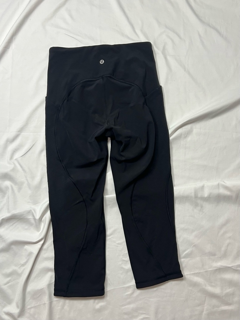 lululemon athletica Black High-Rise Capri Leggings